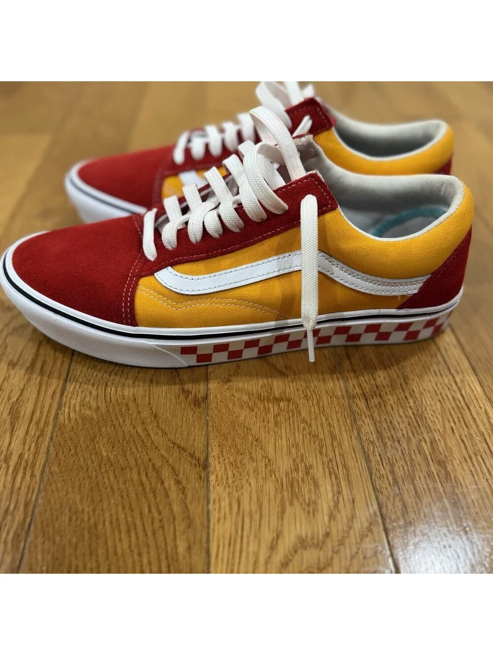 Size 10 US Men’s Vans Old Skool ComfyCush Red Yellow Skate Casual Shoes